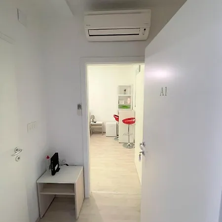 דירה Modern Old Town -
